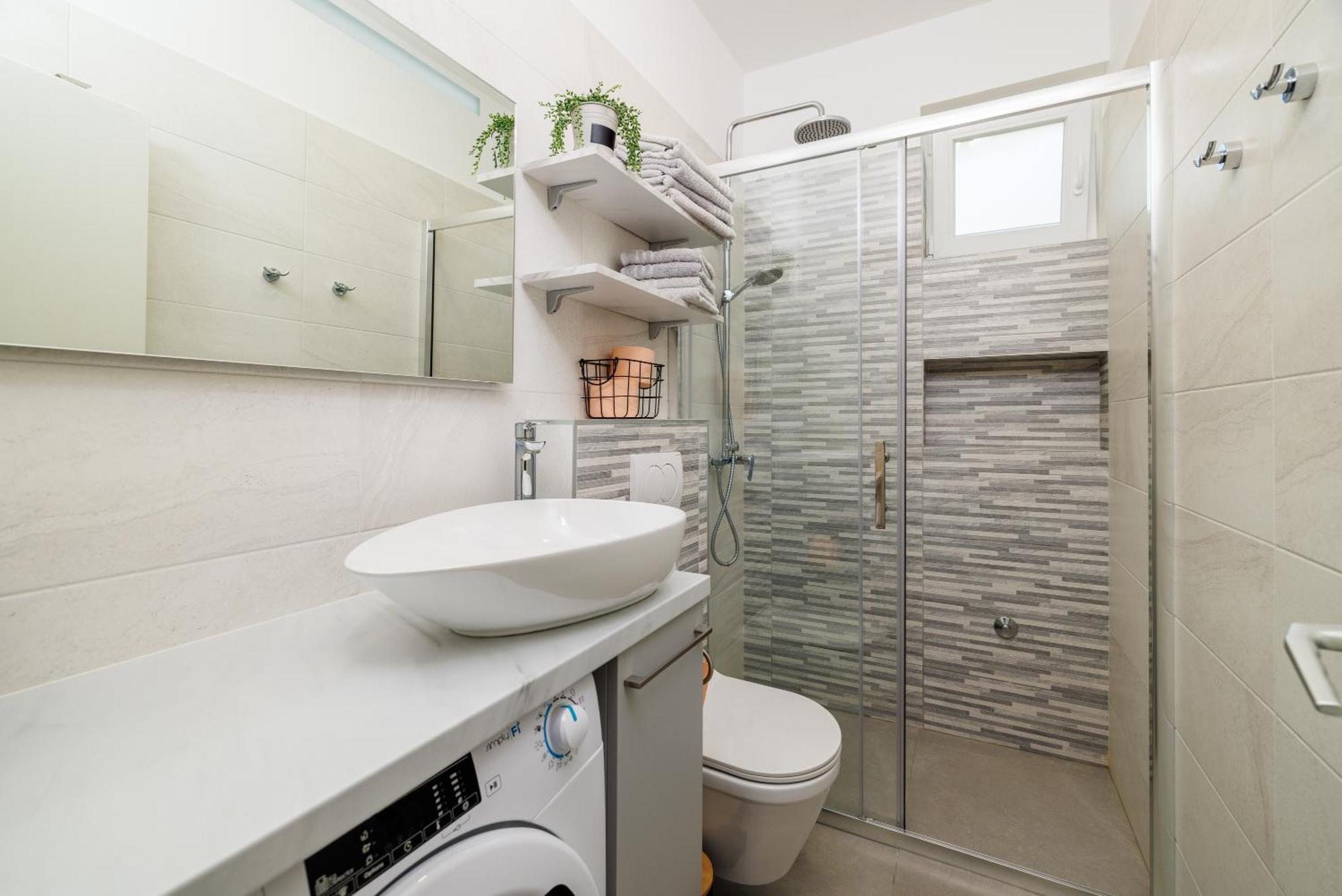 Apartmani Viktorija Jadranovo Exterior photo