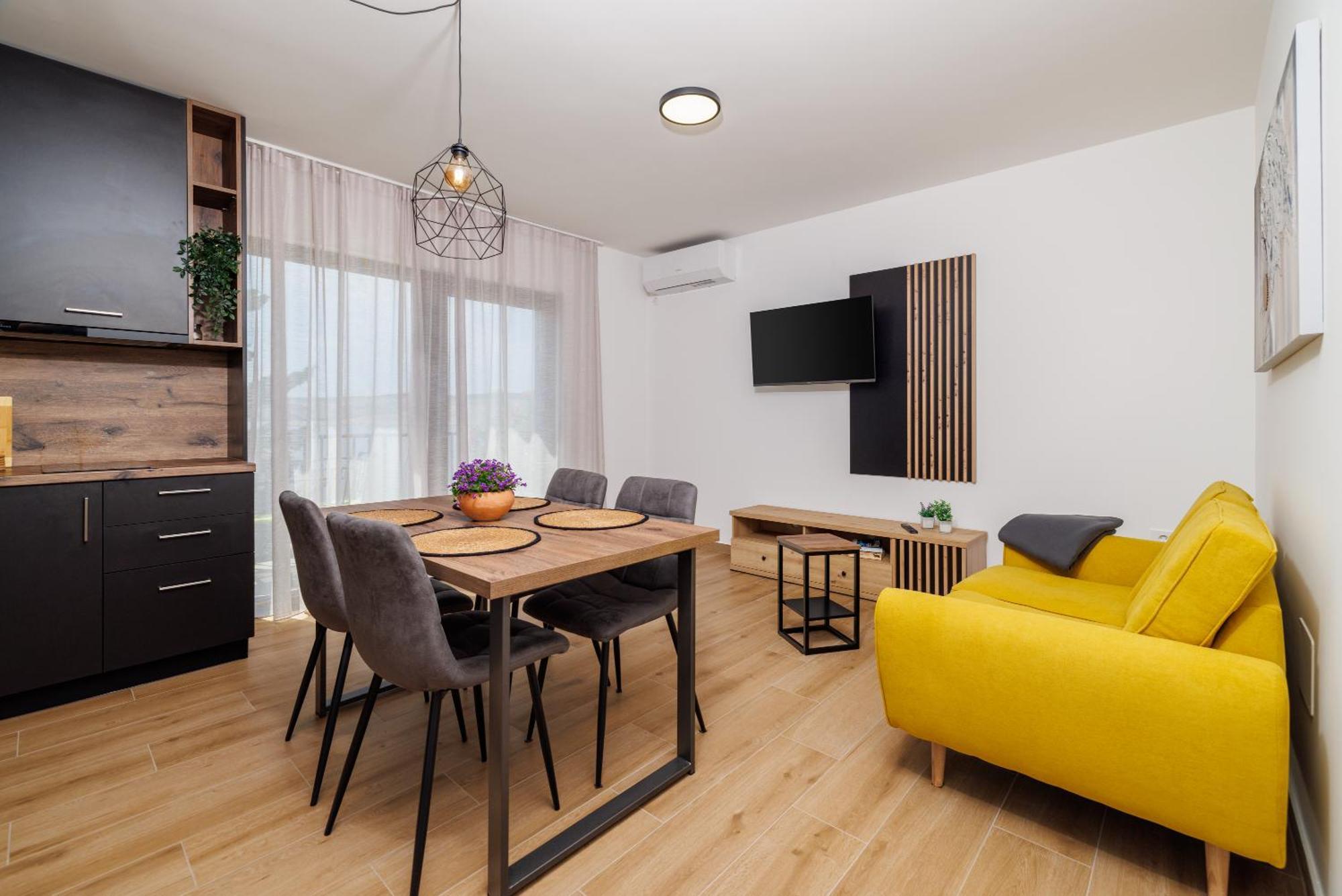 Apartmani Viktorija Jadranovo Exterior photo